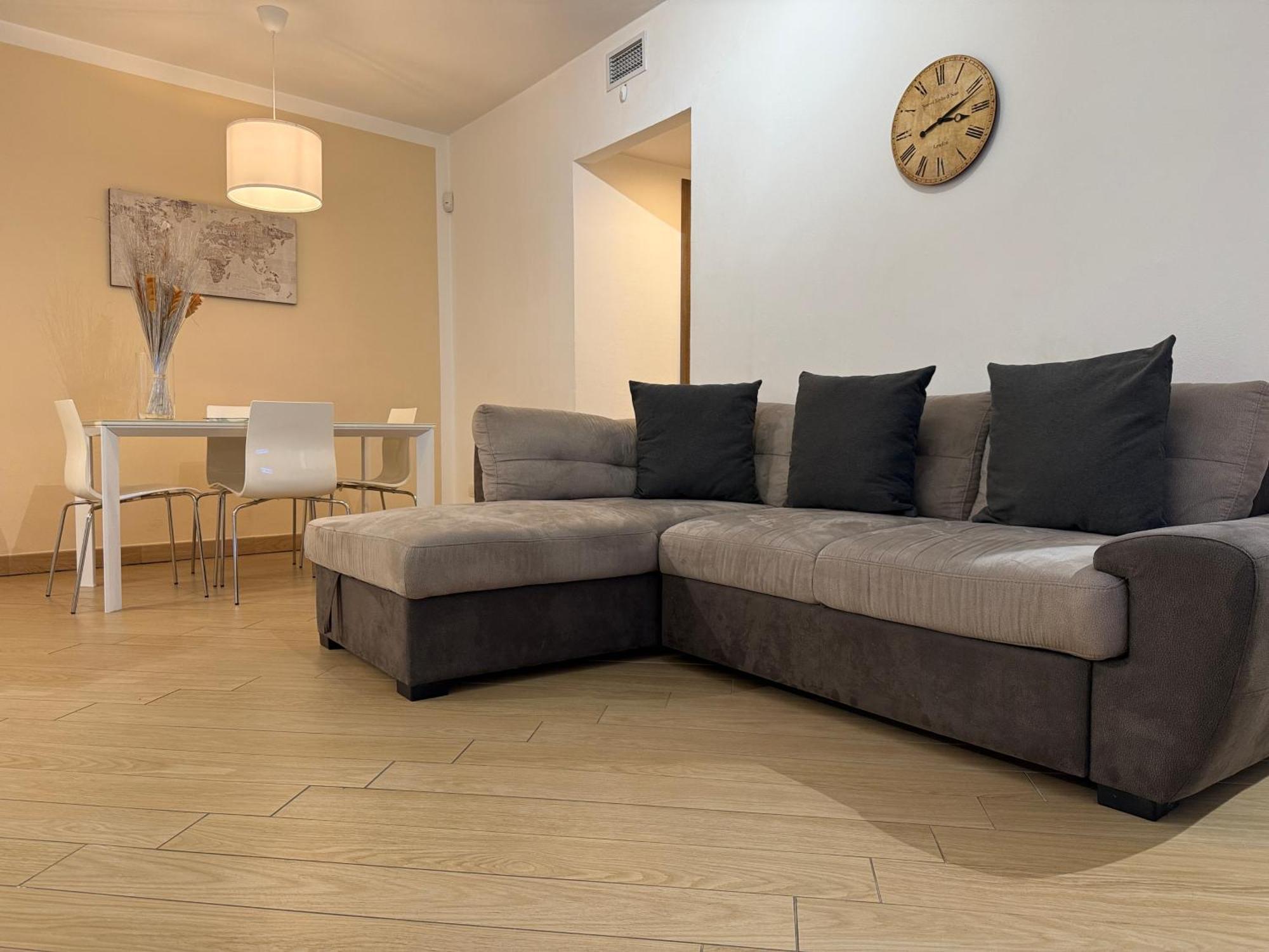 Comecasa Modern Apartment In Historical Centre 아스티 외부 사진